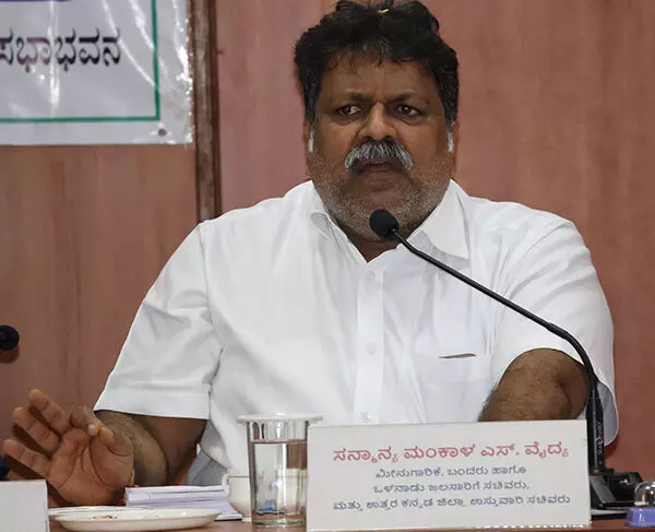 ಗೋ ಕಳ್ಳರ ಮೇಲೆ ಶೂಟೌಟ್ ಮಾಡಲು ಪೊಲೀಸರಿಗೆ ಆದೇಶ ಮಾಡಬೇಕಾಗುತ್ತದೆ: ಸಚಿವ ಮಂಕಾಳು ವೈದ್ಯ ಗೋ ಕಳ್ಳರ ಮೇಲೆ ಶೂಟೌಟ್ ಮಾಡಲು ಪೊಲೀಸರಿಗೆ ಆದೇಶ ಮಾಡಬೇಕಾಗುತ್ತದೆ: ಸಚಿವ ಮಂಕಾಳು ವೈದ್ಯ