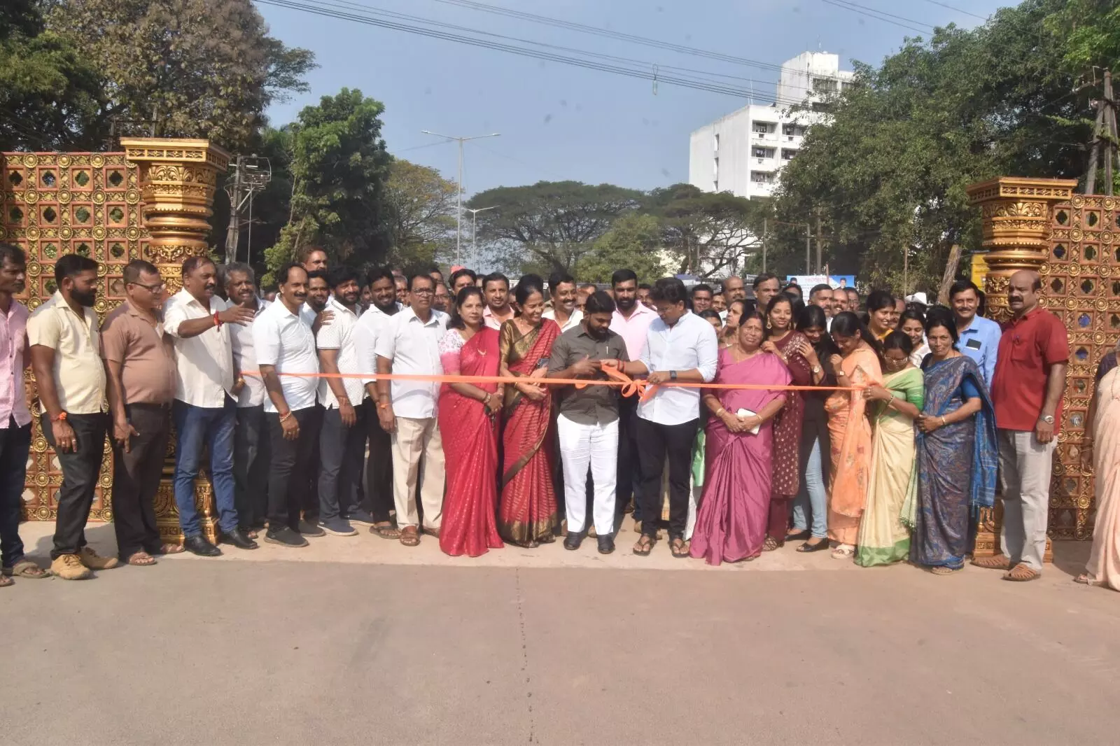 ಸುರತ್ಕಲ್: ರೈಲ್ವೆ ಮೇಲ್ಸೇತುವೆ ಉದ್ಘಾಟನೆ ಸುರತ್ಕಲ್: ರೈಲ್ವೆ ಮೇಲ್ಸೇತುವೆ ಉದ್ಘಾಟನೆ