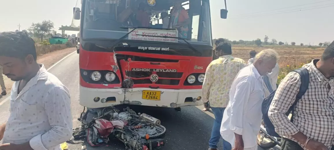 ಯಾದಗಿರಿ | ಬೈಕಿಗೆ ಬಸ್ ಢಿಕ್ಕಿ: ಮೂವರು ಮಕ್ಕಳ ಸಹಿತ ಒಂದೇ ಕುಟುಂಬದ ಐವರು ಮೃತ್ಯು