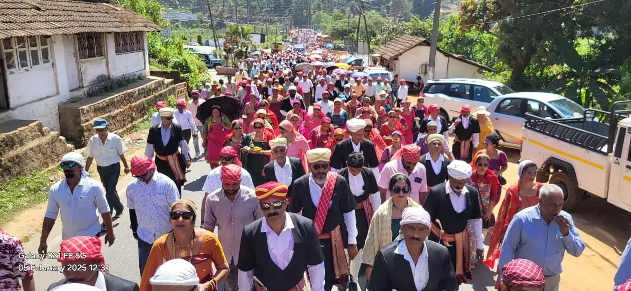 ‘ಬಾಳೋ ಕೊಡವಾಮೆ’ ಬೃಹತ್ ಪಾದಯಾತ್ರೆ: 4ನೇ ದಿನವೂ ಭಾರೀ ಜನಸ್ತೋಮ