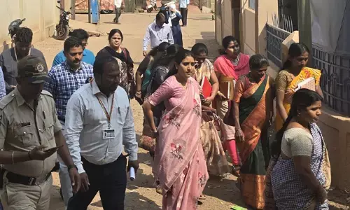 ಬೀದರ್ | ವಿವಿಧ ಅಂಗನವಾಡಿ ಕೇಂದ್ರಕ್ಕೆ ಜಿಲ್ಲಾಧಿಕಾರಿ ಶಿಲ್ಪಾ ಶರ್ಮಾ ಭೇಟಿ