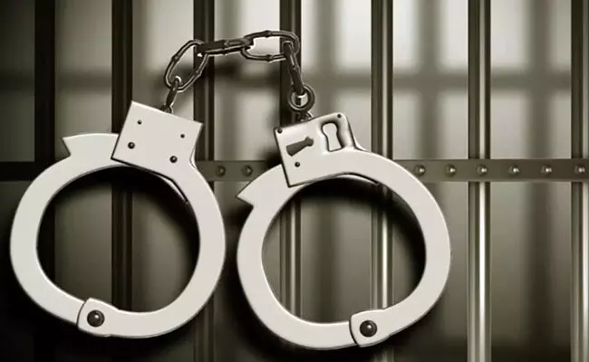 ಸಂಗೀತ ಸಂಯೋಜಕ ಪ್ರೀತಮ್ ಕಚೇರಿಯಲ್ಲಿ 40 ಲಕ್ಷ ರೂ. ಕಳವು: ಸಿಬ್ಬಂದಿಯ ವಿರುದ್ಧ ಪ್ರಕರಣ ದಾಖಲು