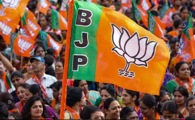 ದಿಲ್ಲಿ ವಿಧಾನಸಭಾ ಚುನಾವಣೆ | 13 ಕ್ಷೇತ್ರಗಳಲ್ಲಿ ಬಿಜೆಪಿಯ ಗೆಲುವಿನ ಅಂತರಕ್ಕಿಂತ ಹೆಚ್ಚು ಮತಗಳನ್ನು ಪಡೆದ ಕಾಂಗ್ರೆಸ್ ದಿಲ್ಲಿ ವಿಧಾನಸಭಾ ಚುನಾವಣೆ | 13 ಕ್ಷೇತ್ರಗಳಲ್ಲಿ ಬಿಜೆಪಿಯ ಗೆಲುವಿನ ಅಂತರಕ್ಕಿಂತ ಹೆಚ್ಚು ಮತಗಳನ್ನು ಪಡೆದ ಕಾಂಗ್ರೆಸ್