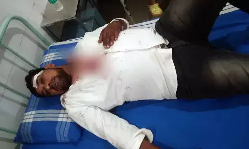 ಶೃಂಗೇರಿ | ಬಜರಂಗ ದಳದಿಂದ ಗೂಂಡಾಗಿರಿ: ದರ್ಗಾಕ್ಕೆ ಬಂದಿದ್ದವರ ಕಾರು ಅಡ್ಡಗಟ್ಟಿ ಹಲ್ಲೆ