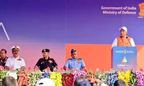 ಬೆಂಗಳೂರು: ಏರೋ ಇಂಡಿಯಾ ವೈಮಾನಿಕ ಪ್ರದರ್ಶನಕ್ಕೆ ಚಾಲನೆ