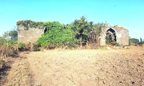 ಪಾಳುಬಿದ್ದಿರುವ 14ನೇ ಶತಮಾನದ ಕಂಚಿನ ಮಹಲ್