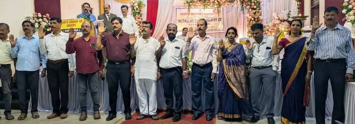 ಉಡುಪಿ ಜಯಂಟ್ಸ್ ಗ್ರೂಪ್ ಪದಾಧಿಕಾರಿಗಳ ಪದಗ್ರಹಣ ಉಡುಪಿ ಜಯಂಟ್ಸ್ ಗ್ರೂಪ್ ಪದಾಧಿಕಾರಿಗಳ ಪದಗ್ರಹಣ