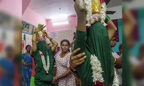 ಗಂಡನ್ನು ಕಿತ್ತೊಗೆದು ಹೆಣ್ಣಾಗಿಸುವ ‘ನಿರ್ವಾಣ’