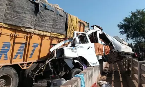 2 ಅಪಘಾತ: 10 ಮಹಾಕುಂಭ ಯಾತ್ರಿಗಳ ಮೃತ್ಯು