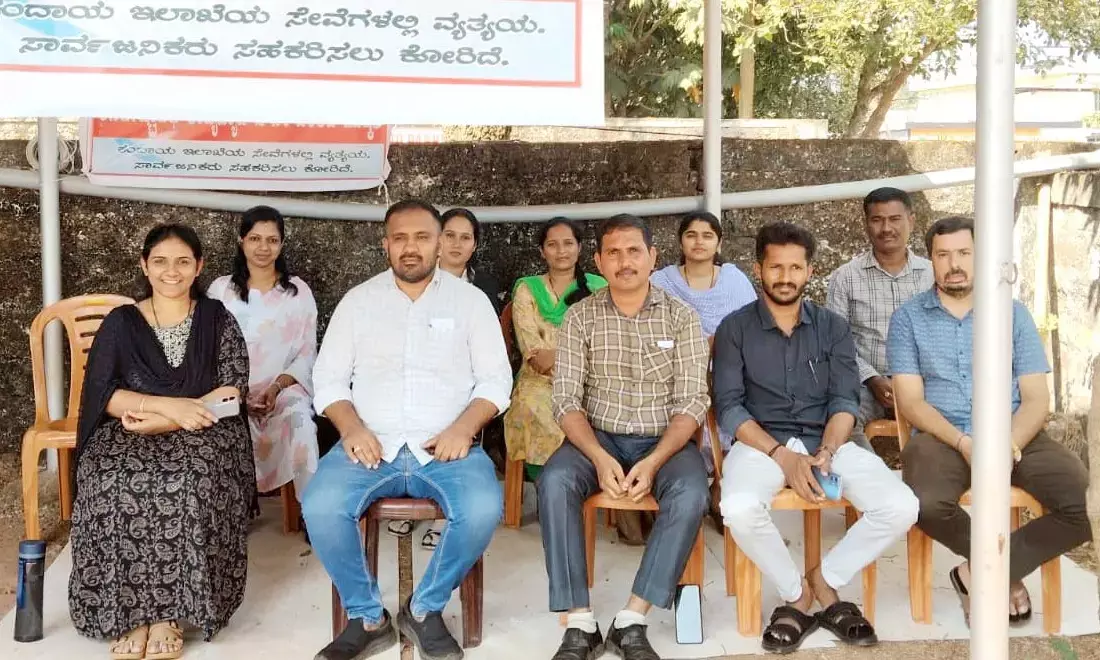ದೇರಳಕಟ್ಟೆ: ಗ್ರಾಮ ಆಡಳಿತ ಅಧಿಕಾರಿಗಳ ಮೌನ ಮುಷ್ಕರ ಮೂರನೇ ದಿನಕ್ಕೆ