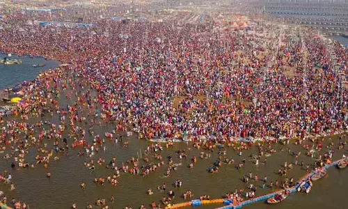ಮಾಘ ಪೂರ್ಣಿಮೆಯ ಪುಣ್ಯಸ್ನಾನಕ್ಕೆ ತ್ರಿವೇಣಿ ಸಂಗಮದಲ್ಲಿ ಭಕ್ತಸಾಗರ
