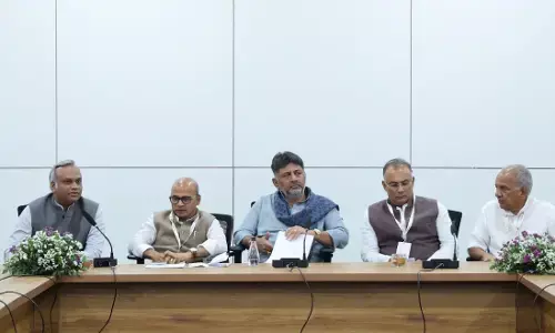 ‘ಕ್ವಿನ್ ಸಿಟಿ’: 15 ವೈದ್ಯಕೀಯ ಸಂಸ್ಥೆಗಳೊಂದಿಗೆ ದುಂಡುಮೇಜಿನ ಸಭೆ, ಹೂಡಿಕೆ ಚರ್ಚೆ