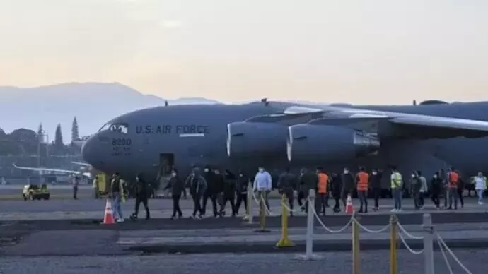 ಅಕ್ರಮ ಭಾರತೀಯ ವಲಸಿಗರಿರುವ ಅಮೆರಿಕದ 2ನೇ ಮಿಲಿಟರಿ ವಿಮಾನ ಶನಿವಾರ ಅಮೃತಸರಕ್ಕೆ ಬಂದಿಳಿಯುವ ಸಾಧ್ಯತೆ : ವರದಿ