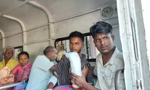 ಬುಲೆಟ್ ಬೈಕ್ ನಲ್ಲಿ ಸವಾರಿ ಮಾಡಿದ್ದಕ್ಕೆ ದಲಿತ ವಿದ್ಯಾರ್ಥಿಯ ಕೈ ಕತ್ತರಿಸಿದ ಸವರ್ಣೀಯರು : ಆರೋಪ