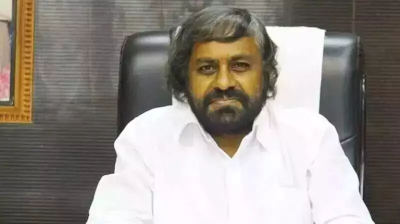 ಕಾಡ್ಗಿಚ್ಚು ನಿಯಂತ್ರಣ |  ಪಂಚಾಯ್ತಿ ಅಧಿಕಾರಿಗಳ ಜೊತೆ ಸಭೆ ನಡೆಸಲು ಈಶ್ವರ್ ಖಂಡ್ರೆ ಸೂಚನೆ