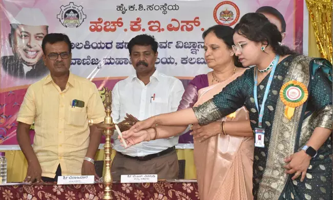 ಕಲಬುರಗಿ | ಪರೀಕ್ಷೆ ಸಮಯದಲ್ಲಿ ವಿದ್ಯಾರ್ಥಿಗಳು ಗೊಂದಲಕ್ಕೆ ಒಳಗಾಗಬಾರದು : ಬಿ.ಎಚ್.ನಿರಗುಡಿ