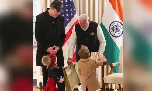 ಎಲಾನ್ ಮಸ್ಕ್ ಮಕ್ಕಳಿಗೆ ಭಾರತದ ಶ್ರೇಷ್ಠ ಕೃತಿಗಳನ್ನು ಉಡುಗೊರೆ ನೀಡಿದ ಪ್ರಧಾನಿ ಮೋದಿ