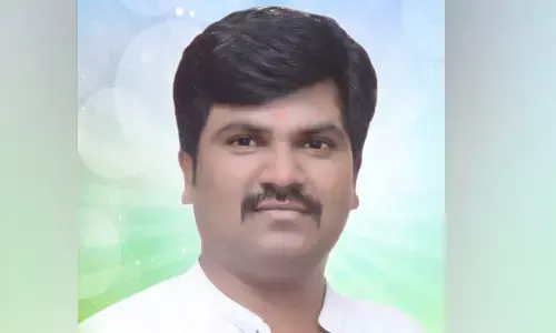 ಯಾದಗಿರಿ | ಸಾರ್ವಜನಿಕರ ಹಿತದೃಷ್ಟಿಯಿಂದ ಗ್ರಾಮ ಆಡಳಿತ ಅಧಿಕಾರಿಗಳ ನ್ಯಾಯಯುತ ಬೇಡಿಕೆ ಈಡೇರಿಸಿ : ಭೀಮುನಾಯಕ ಆಗ್ರಹ