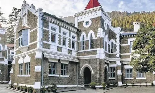 ಯುಸಿಸಿಯಡಿ ಕ್ರಮವನ್ನು ಎದುರಿಸುತ್ತಿರುವವರು ನಮ್ಮನ್ನು ಸಂಪರ್ಕಿಸಬಹುದು: ಉತ್ತರಾಖಂಡ ಹೈಕೋರ್ಟ್