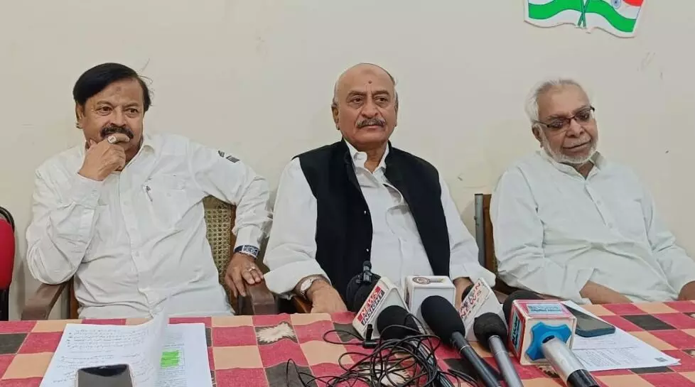 ಫೆ.17ಕ್ಕೆ ರಾಜ್ಯ ವಕ್ಫ್ ಬೋರ್ಡ್ ಅಧ್ಯಕ್ಷ ಸ್ಥಾನಕ್ಕೆ ಚುನಾವಣೆ | ಆರೋಪ ಎದುರಿಸುತ್ತಿರುವ ವ್ಯಕ್ತಿಯ ಪುನರ್ ಆಯ್ಕೆ ಬೇಡ : ಉಬೇದುಲ್ಲಾ ಶರೀಫ್ ಫೆ.17ಕ್ಕೆ ರಾಜ್ಯ ವಕ್ಫ್ ಬೋರ್ಡ್ ಅಧ್ಯಕ್ಷ ಸ್ಥಾನಕ್ಕೆ ಚುನಾವಣೆ | ಆರೋಪ ಎದುರಿಸುತ್ತಿರುವ ವ್ಯಕ್ತಿಯ ಪುನರ್ ಆಯ್ಕೆ ಬೇಡ : ಉಬೇದುಲ್ಲಾ ಶರೀಫ್