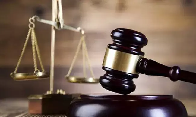 ಕಲಬುರಗಿ | ಅಪ್ರಾಪ್ತ ಬಾಲಕಿಯ ಮೇಲೆ ಅತ್ಯಾಚಾರ ಪ್ರಕರಣ : ಆರೋಪಿಗೆ 35 ವರ್ಷ ಶಿಕ್ಷೆ 29 ಸಾವಿರ ರೂ. ದಂಡ