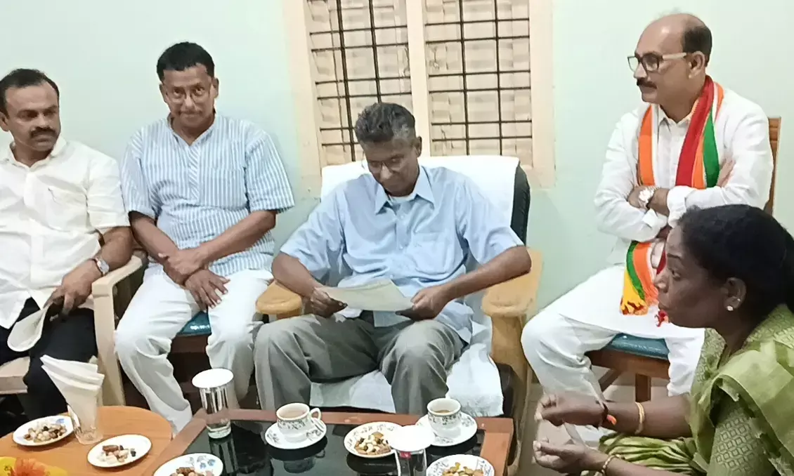 ಸುಳ್ಯಕ್ಕೆ ಲೋಕೋಪಯೋಗಿ ಸಚಿವ ಸತೀಶ್ ಜಾರಕಿಹೊಳಿ ಭೇಟಿ; ಅಹವಾಲು ಸಲ್ಲಿಕೆ