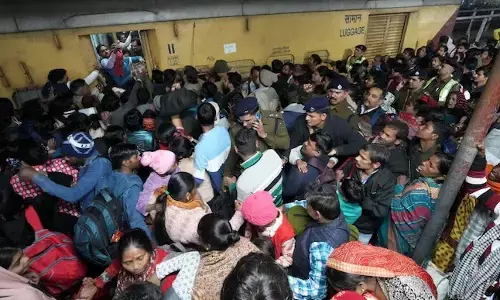 ದಿಲ್ಲಿ ರೈಲು ನಿಲ್ದಾಣದಲ್ಲಿ ಕಾಲ್ತುಳಿತ : ಮೃತರ ಮಾಹಿತಿ ಬಿಡುಗಡೆ ಮಾಡಿದ ದಿಲ್ಲಿ ಪೊಲೀಸರು