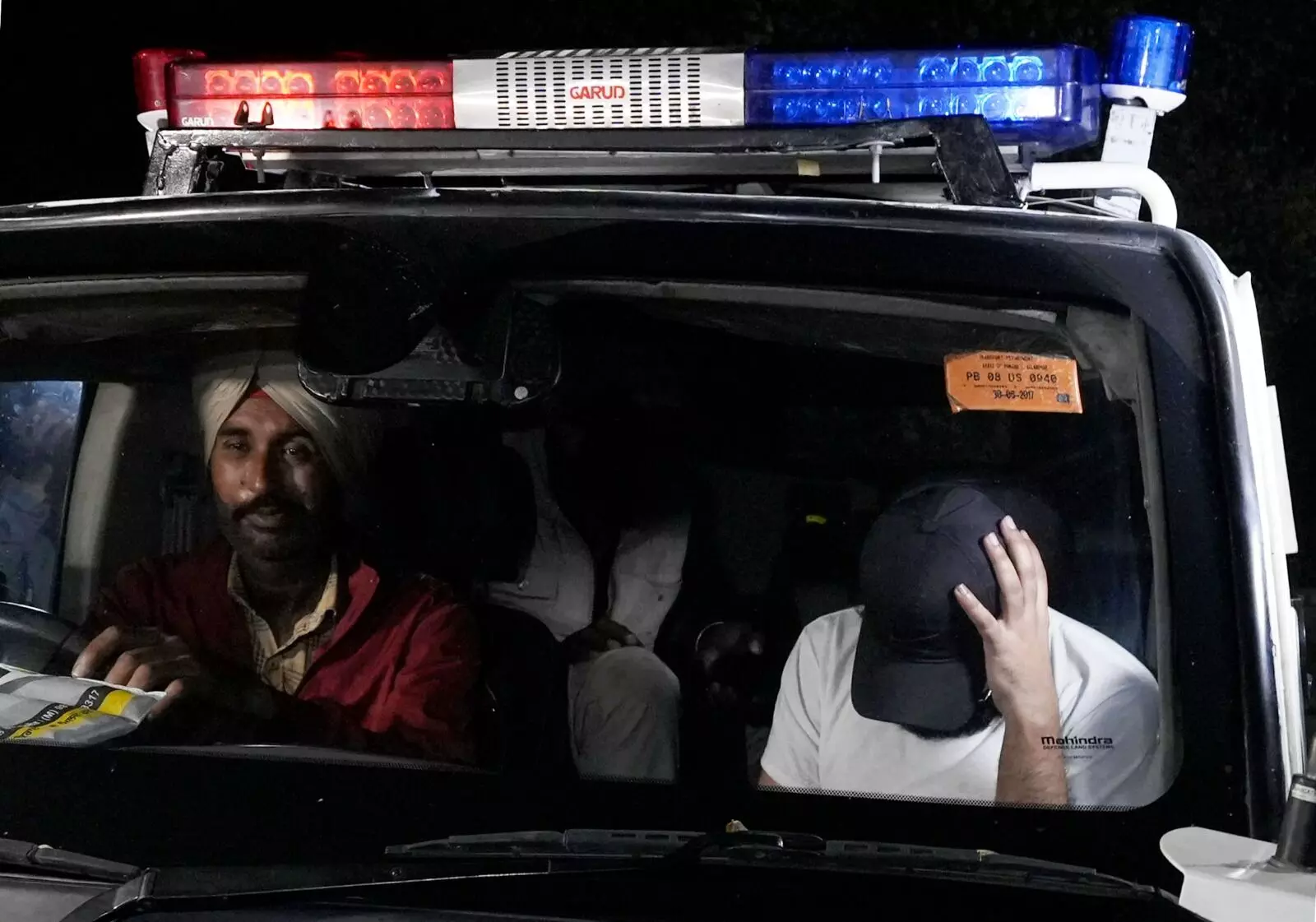 ಗಡಿಪಾರು ವೇಳೆ ಸಿಖ್ ಸಮುದಾಯದ ಜನರಿಗೆ ʼಟರ್ಬನ್ʼ ಧರಿಸಲು ಅವಕಾಶ ನೀಡಿಲ್ಲ: ಅಮೆರಿಕ ವಿರುದ್ಧ ಸಿಖ್ ಉನ್ನತ ಸಮಿತಿ SGPC ಆಕ್ರೋಶ