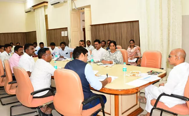 Photo of Metting Photo of Metting