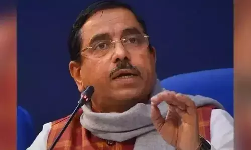 ಕೇಂದ್ರ 22.50 ಬೆಲೆಗೆ ಅಕ್ಕಿ ಕೊಟ್ಟರೂ ಖರೀದಿಸದ ರಾಜ್ಯ ಸರಕಾರ : ಪ್ರಹ್ಲಾದ್ ಜೋಶಿ‌ ಆರೋಪ