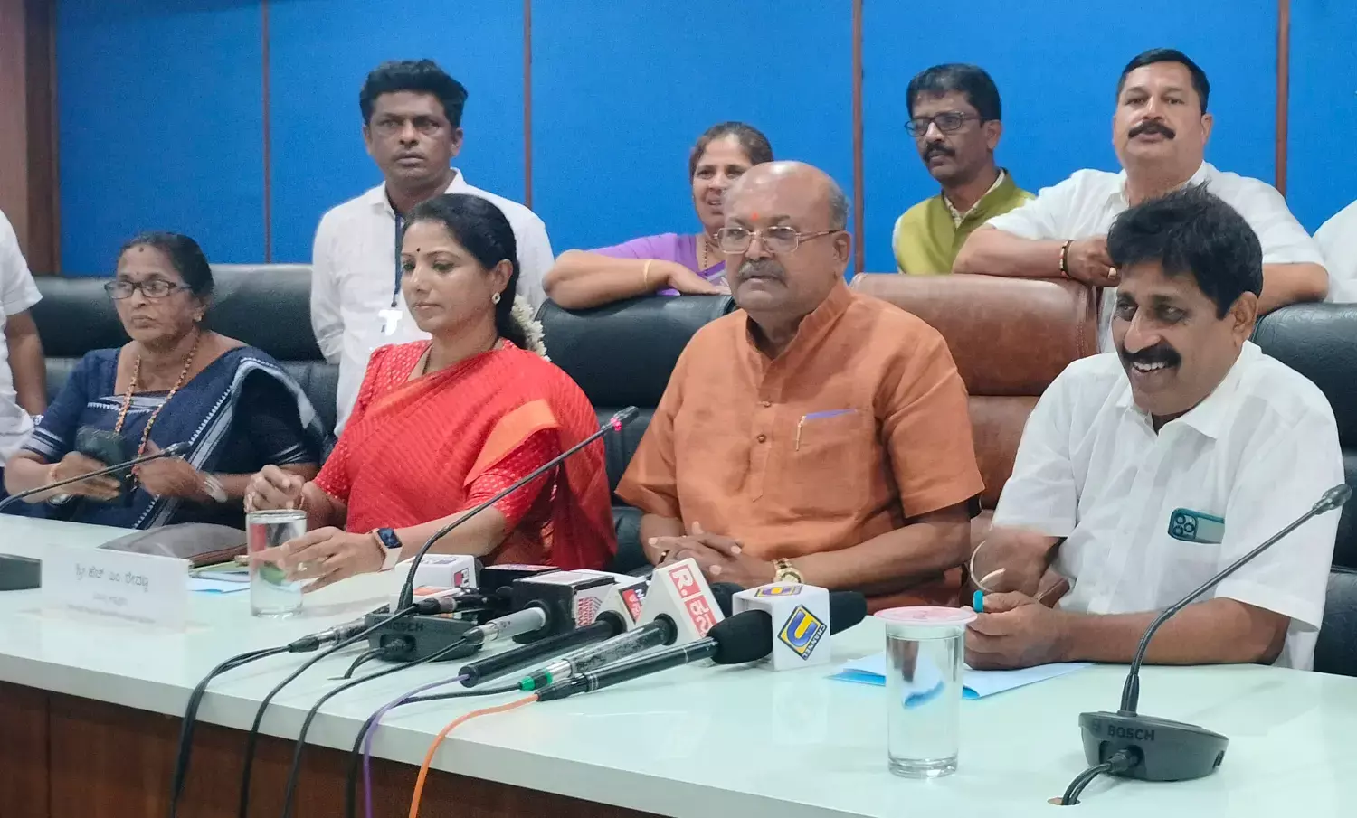 ಗ್ಯಾರಂಟಿಗಳಿಂದ ರಾಜ್ಯ ಮಹಿಳೆಯರ ಆರ್ಥಿಕತೆಯಲ್ಲಿ ಶೇ.12 ಹೆಚ್ಚಳ