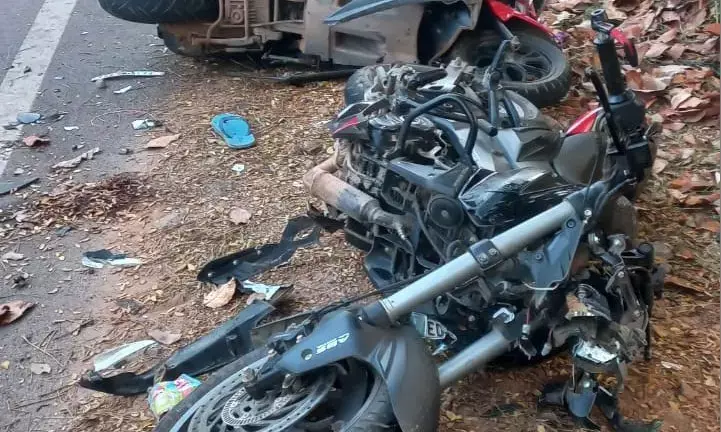 ಬೈಕ್‌ಗಳ ಮುಖಾಮುಖಿ ಢಿಕ್ಕಿ: ಓರ್ವ ಸವಾರ ಮತ್ಯು, ಇಬ್ಬರಿಗೆ ಗಾಯ