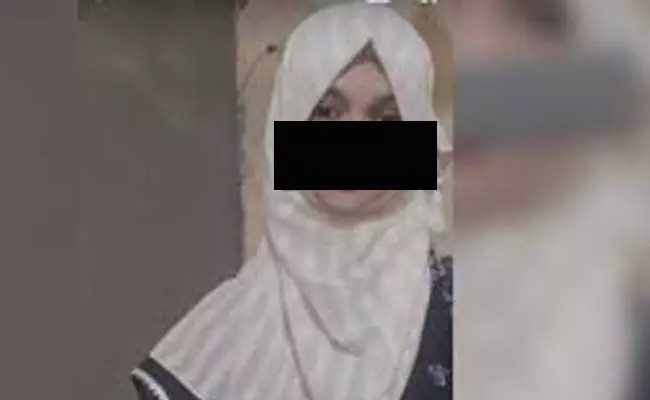 ತೆಲಂಗಾಣ | ಗುಂಪು ಹತ್ಯೆಯಿಂದ ತಂದೆಯನ್ನು ರಕ್ಷಿಸುವ ವೇಳೆ ದುಷ್ಕರ್ಮಿಗಳ ದಾಳಿಗೆ ಬಲಿಯಾದ 16ರ ಹರೆಯದ ಅಲಿಯಾ ಬೇಗಂ