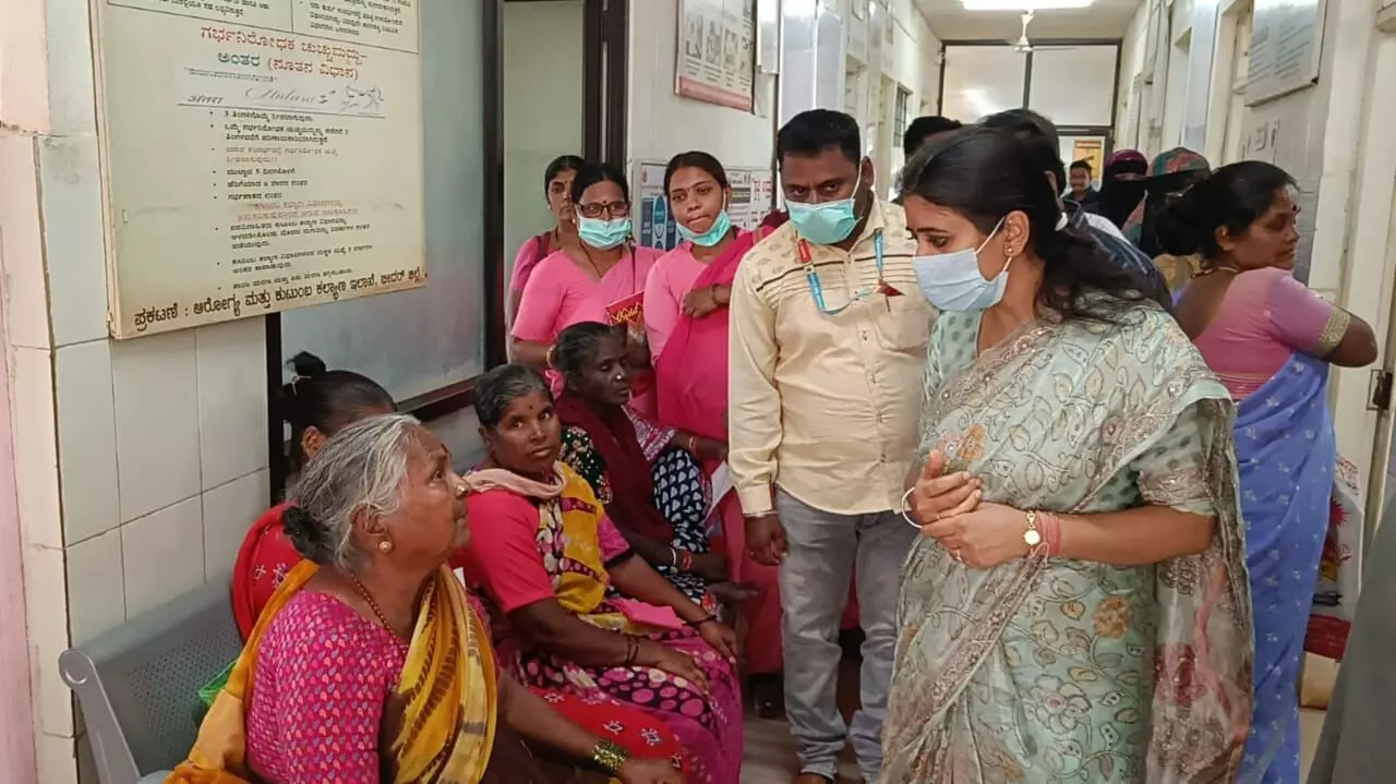 ಸಾರ್ವಜನಿಕರಿಗೆ ತುರ್ತು ಔಷಧಿ ಲಭ್ಯವಾಗುವಂತೆ ನಿಗಾ ವಹಿಸಿ : ಬೀದರ್ ಜಿಲ್ಲಾಧಿಕಾರಿ ಶಿಲ್ಪಾ ಶರ್ಮಾ ಸಾರ್ವಜನಿಕರಿಗೆ ತುರ್ತು ಔಷಧಿ ಲಭ್ಯವಾಗುವಂತೆ ನಿಗಾ ವಹಿಸಿ : ಬೀದರ್ ಜಿಲ್ಲಾಧಿಕಾರಿ ಶಿಲ್ಪಾ ಶರ್ಮಾ