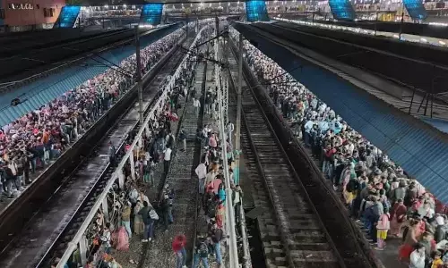 ಸಂಪಾದಕೀಯ | ರೈಲ್ವೇ ಇಲಾಖೆ ಪ್ರಾಯೋಜಿತ ಕಾಲ್ತುಳಿತ