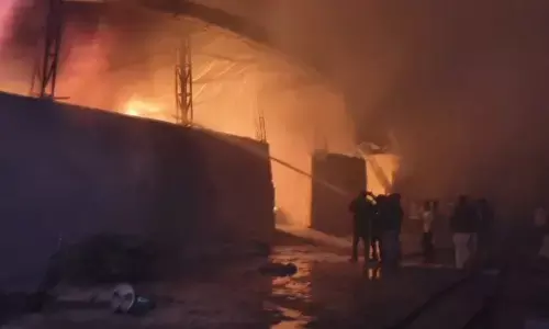 ಕೇರಳ: ಫುಟ್‌ಬಾಲ್ ಪಂದ್ಯ ವೀಕ್ಷಕರ ಮೇಲೆ ಬಿದ್ದ ಪಟಾಕಿ; 50ಕ್ಕೂ ಅಧಿಕ ಮಂದಿಗೆ ಗಾಯ