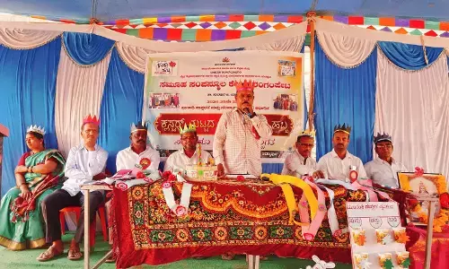 ಯಾದಗಿರಿ: ತಿಮ್ಮಾಪುರ - ಕನ್ಯಾ ಪ್ರಾಥಮಿಕ ಶಾಲೆಯಲ್ಲಿ ಕಲಿಕಾ ಹಬ್ಬ ಕಾರ್ಯಕ್ರಮ