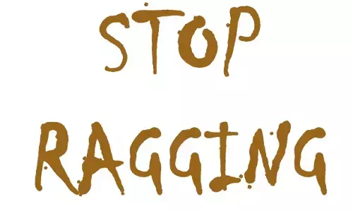 ವಿಜಯಪುರ | ಕಾಲೇಜಿನಲ್ಲಿ ರ‍್ಯಾಗಿಂಗ್‌ ಪ್ರಕರಣ; ಹಲ್ಲೆ ಮಾಡಿದ ವಿದ್ಯಾರ್ಥಿಗಳ ವಿರುದ್ಧ ಕ್ರಮಕ್ಕೆ ಸೂಚನೆ