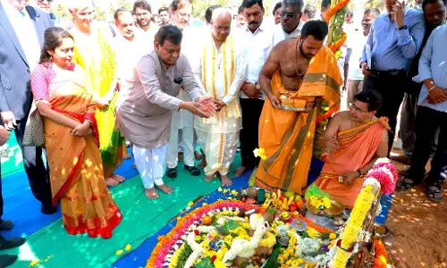 ವೇಮಗಲ್ | ಕ್ರೋನ್ಸ್ ಕಂಪನಿಯ ಉತ್ಪಾದನಾ ಘಟಕಕ್ಕೆ ಸಚಿವ ಎಂ.ಬಿ.ಪಾಟೀಲರಿಂದ ಭೂಮಿಪೂಜೆ