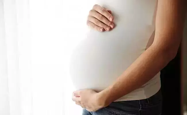 ಬೆಂಗಳೂರು | ಅವಧಿ ಮೀರಿ ಗರ್ಭಿಣಿಯ ವಿಚಾರಣೆ : ಇಲಾಖಾ ತನಿಖೆಗೆ ಸೂಚನೆ ಬೆಂಗಳೂರು | ಅವಧಿ ಮೀರಿ ಗರ್ಭಿಣಿಯ ವಿಚಾರಣೆ : ಇಲಾಖಾ ತನಿಖೆಗೆ ಸೂಚನೆ