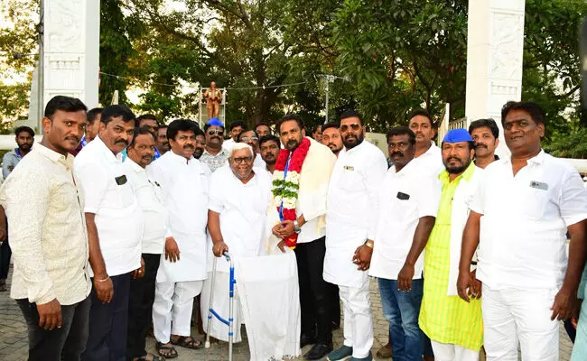 ಕಲಬುರಗಿ | ಅಂಬೇಡ್ಕರ್ ಜಯಂತೋತ್ಸವ : ಸಮಿತಿಯ ಜಿಲ್ಲಾಧ್ಯಕ್ಷರಾಗಿ ವಾಸು ವಂಟಿ ಆಯ್ಕೆ ಕಲಬುರಗಿ | ಅಂಬೇಡ್ಕರ್ ಜಯಂತೋತ್ಸವ : ಸಮಿತಿಯ ಜಿಲ್ಲಾಧ್ಯಕ್ಷರಾಗಿ ವಾಸು ವಂಟಿ ಆಯ್ಕೆ