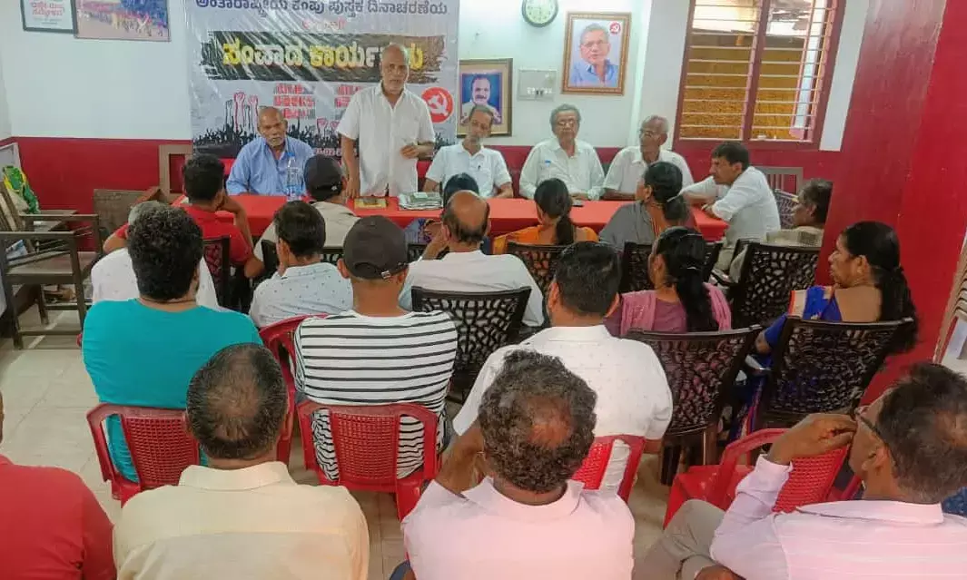 ಕಮ್ಯುನಿಸ್ಟ್ ಪ್ರಣಾಳಿಕೆ ಸಮಾಜವನ್ನು ಬದಲಾಯಿಸುವ ವೈಜ್ಞಾನಿಕ ಪುಸ್ತಕ: ಸುಕುಮಾರ್ ತೊಕ್ಕೊಟ್ಟು