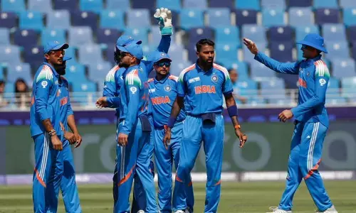 ಚಾಂಪಿಯನ್ಸ್ ಟ್ರೋಫಿ | ಪಾಕಿಸ್ತಾನ 25 ಓವರ್‌ಗಳಲ್ಲಿ 2 ವಿಕೆಟ್ ನಷ್ಟಕ್ಕೆ 99 ರನ್