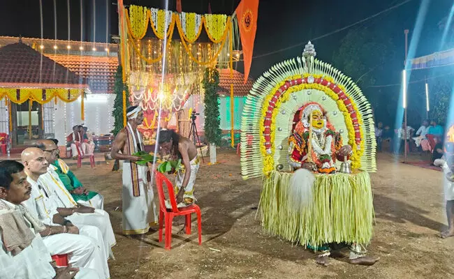 ಮುಲ್ಕಿ | ವಿಜೃಂಭಣೆಯಿಂದ ನಡೆದ ಕುಜಿಂಗಿರಿ ಶ್ರೀ ರಕ್ತೇಶ್ವರೀ ದೈವದ ನೇಮೋತ್ಸವ