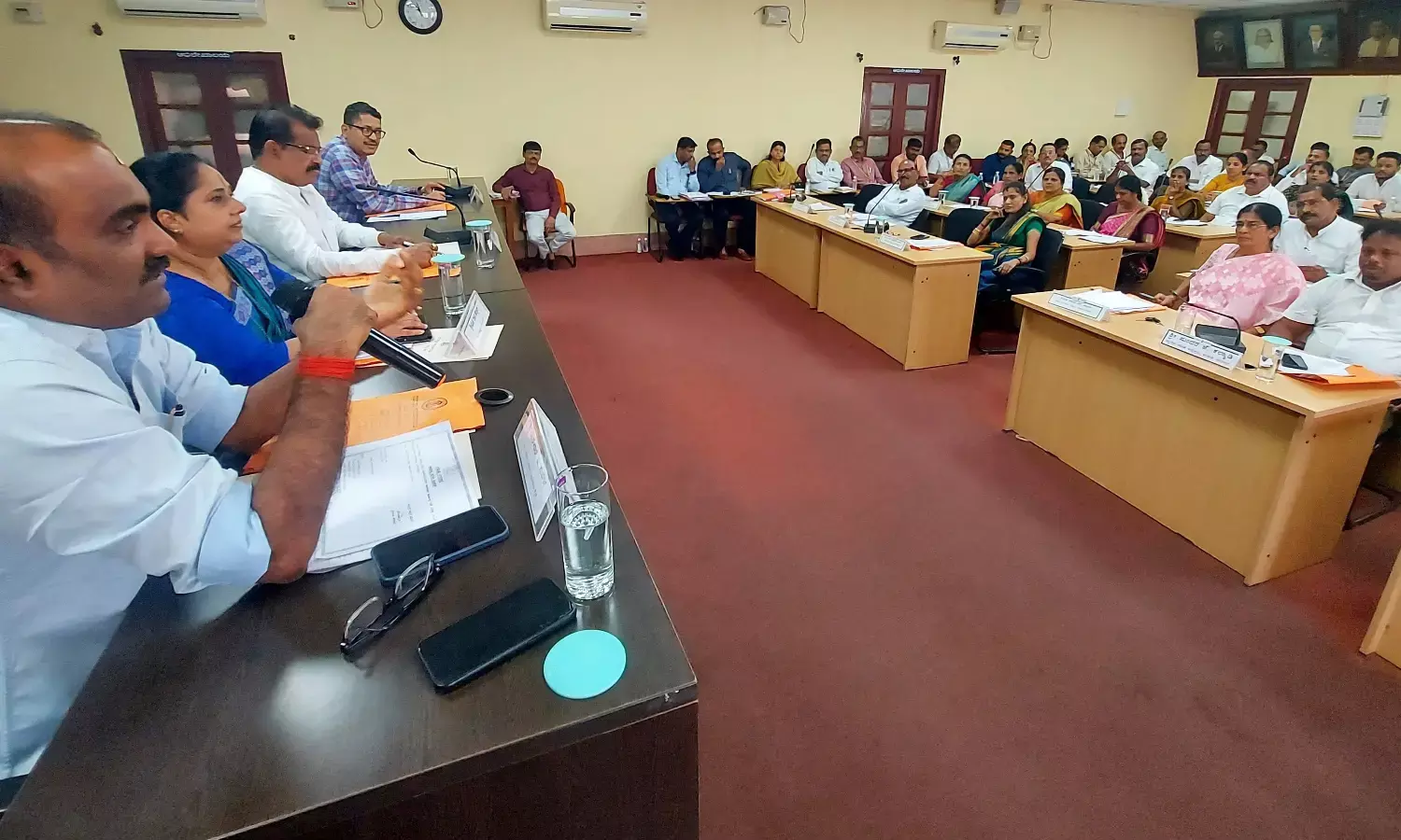 ಉಡುಪಿ ಮಹಾ ನಗರಪಾಲಿಕೆ ಮೇಲ್ದರ್ಜೆಗೇರಿಕೆ ಪ್ರಸ್ತಾಪ : ಕೆಮ್ಮಣ್ಣು ಗ್ರಾಪಂ ವಿರೋಧ, 8 ಗ್ರಾಪಂಗಳಿಂದ ಒಪ್ಪಿಗೆ