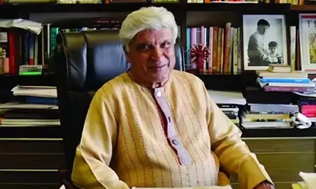 ನನ್ನಲ್ಲಿ ದೇಶಪ್ರೇಮಿಗಳ ರಕ್ತವಿದೆ, ನಿನ್ನಲ್ಲಿ ಬ್ರಿಟಿಷರ ಸೇವಕರ ರಕ್ತವಿದೆ!