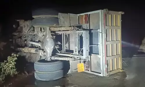 ಉಡುಪಿ | ಟಿಪ್ಪರ್ ಪಲ್ಟಿ: ಚಾಲಕ ಮೃತ್ಯು