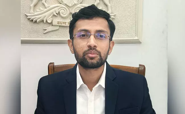 ರಾಯಚೂರು | ಕುಡಿಯುವ ನೀರಿನ ಕೆರೆಗಳನ್ನು ತುಂಬಿಸಲು ಜಿಲ್ಲಾಧಿಕಾರಿಗಳಿಂದ ಆದೇಶ ರಾಯಚೂರು | ಕುಡಿಯುವ ನೀರಿನ ಕೆರೆಗಳನ್ನು ತುಂಬಿಸಲು ಜಿಲ್ಲಾಧಿಕಾರಿಗಳಿಂದ ಆದೇಶ