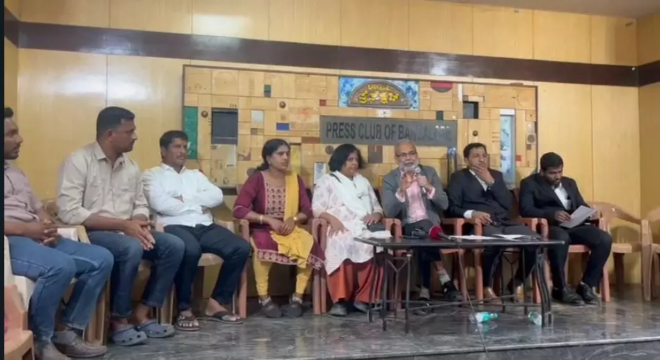 ಮೀನುಗಾರರ ಮೇಲೆ ಹಾಕಿರುವ ಎಲ್ಲ ಪ್ರಕರಣಗಳನ್ನು ಹಿಂಪಡೆದುಕೊಳ್ಳಬೇಕು : ವಕೀಲ ಬಿ.ಟಿ.ವೆಂಕಟೇಶ್ ಆಗ್ರಹ ಮೀನುಗಾರರ ಮೇಲೆ ಹಾಕಿರುವ ಎಲ್ಲ ಪ್ರಕರಣಗಳನ್ನು ಹಿಂಪಡೆದುಕೊಳ್ಳಬೇಕು : ವಕೀಲ ಬಿ.ಟಿ.ವೆಂಕಟೇಶ್ ಆಗ್ರಹ