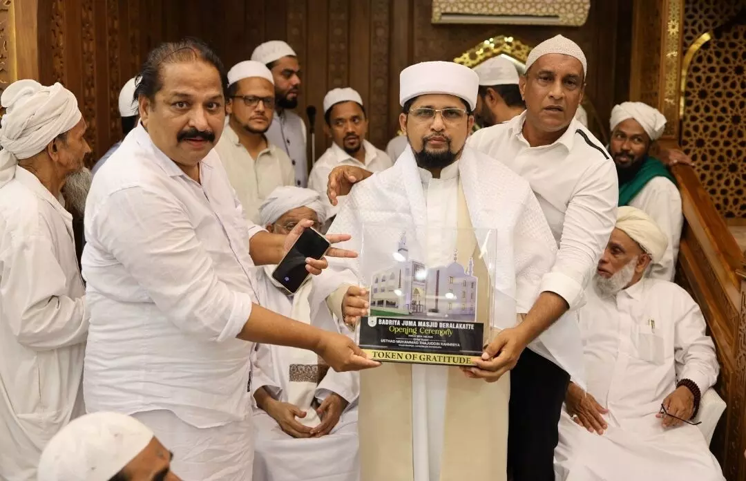 ದೇರಳಕಟ್ಟೆ ಬದ್ರಿಯಾ ಜುಮಾ ಮಸೀದಿ ಉದ್ಘಾಟನೆ ದೇರಳಕಟ್ಟೆ ಬದ್ರಿಯಾ ಜುಮಾ ಮಸೀದಿ ಉದ್ಘಾಟನೆ